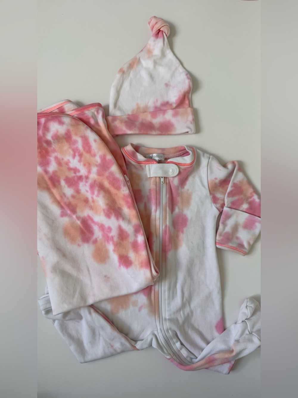 Tie-Dye Pink & Peach Gift Set with Hat - Baby Zipper Pajama & blanket
